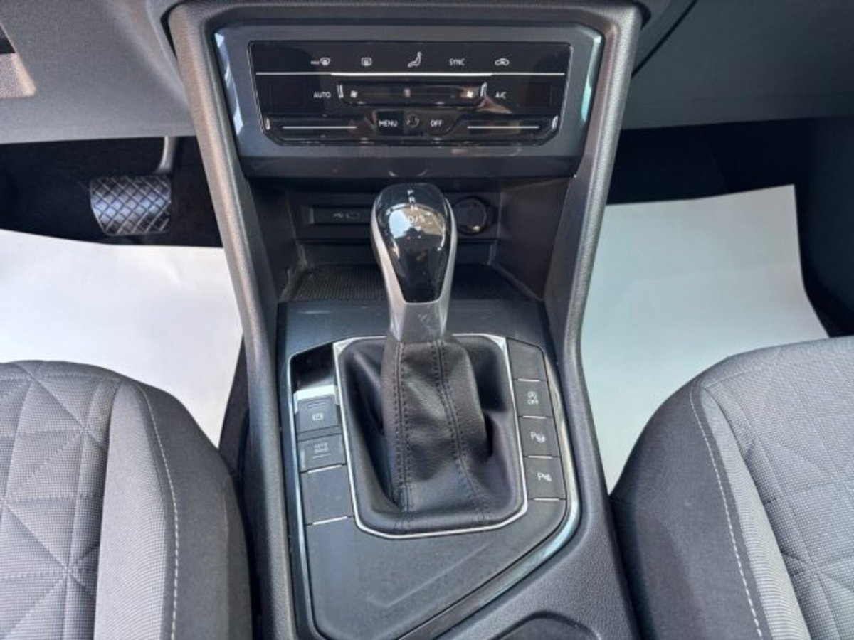 Volkswagen Tiguan 2.0 TDI 150 CV SCR DSG 4MOTION Life (12)