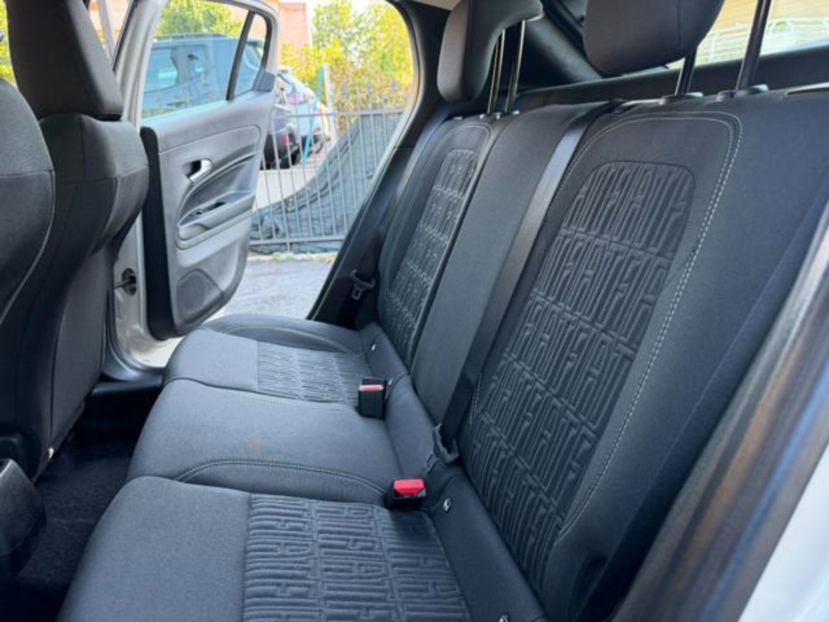 Fiat 600 1.2 hybrid 110cv auto (10)