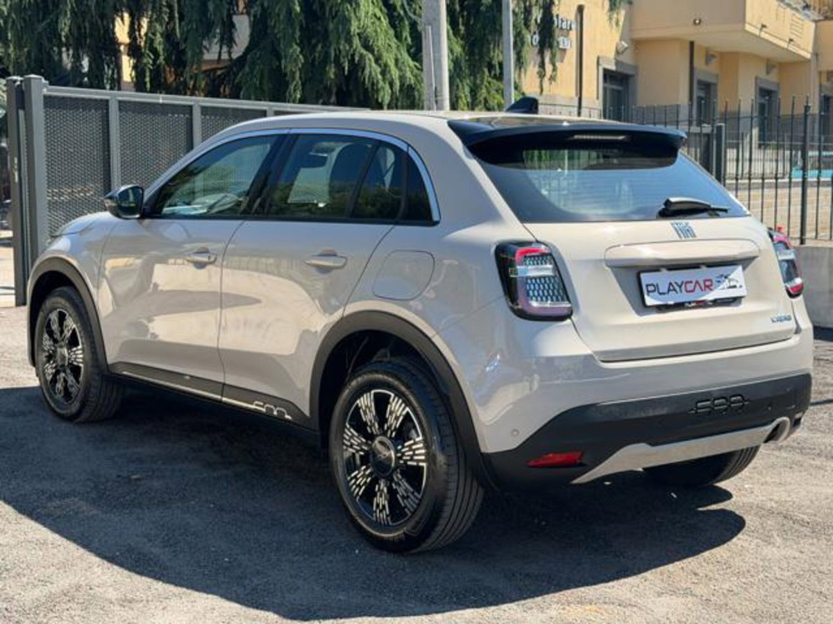 Fiat 600 1.2 hybrid 110cv auto (6)