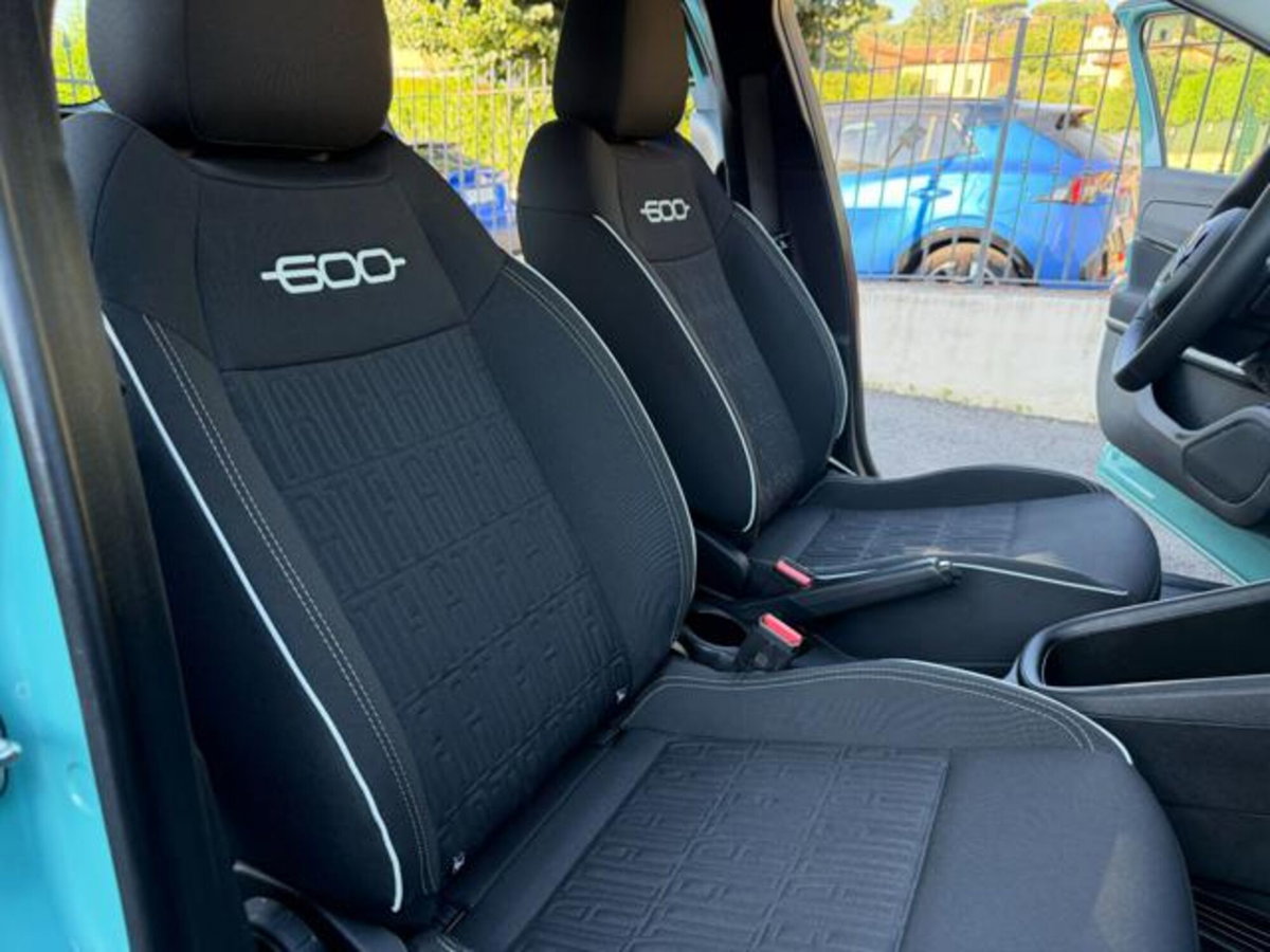 Fiat 600 1.2 hybrid 110cv auto (8)