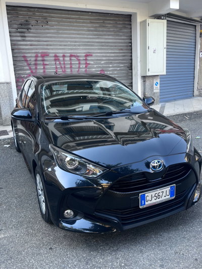Toyota Yaris Cross 1.5h GR Sport Black Sky fwd 116cv e-cvt (2)