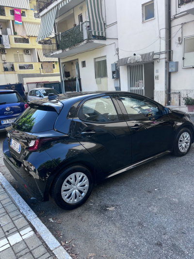 Toyota Yaris Cross 1.5h GR Sport Black Sky fwd 116cv e-cvt (4)