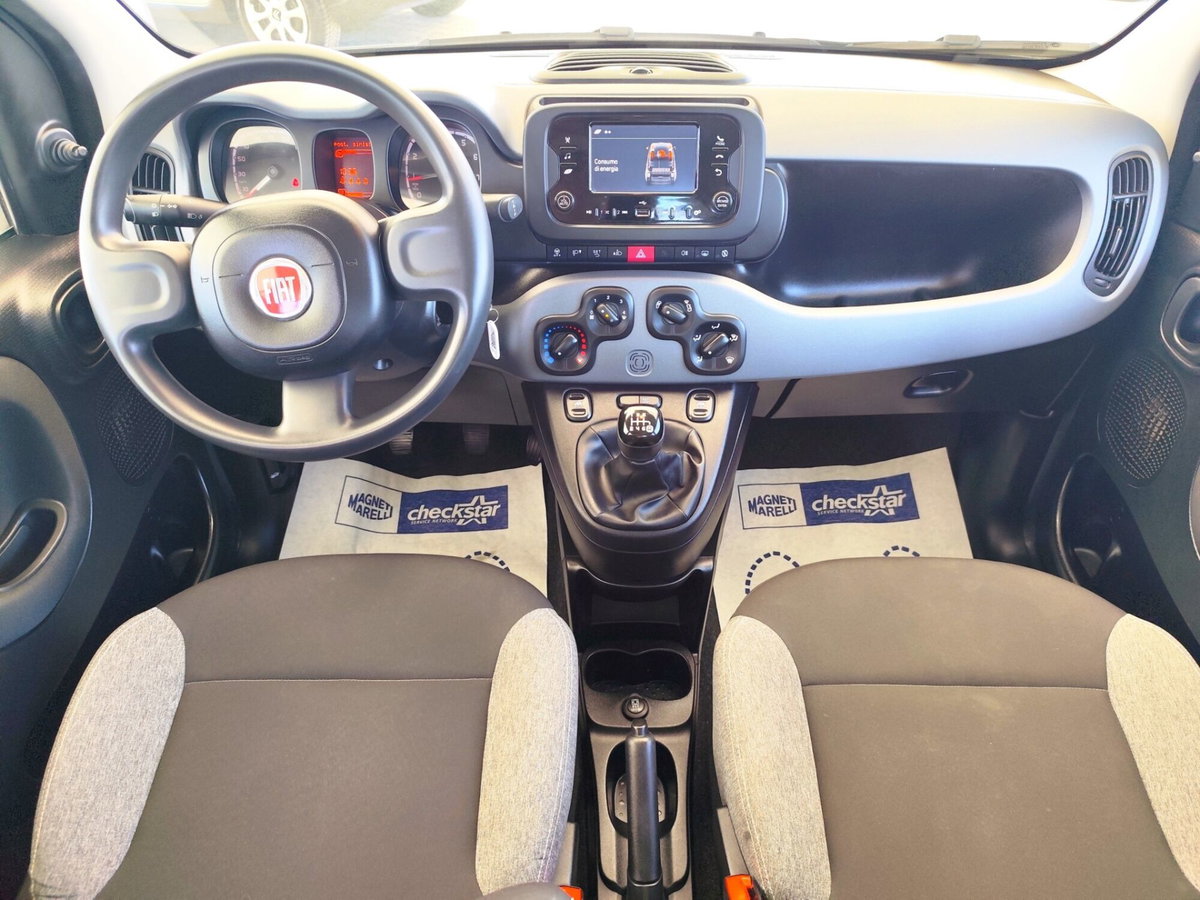 Fiat Panda 1.0 FireFly S&S Hybrid City Cross (11)