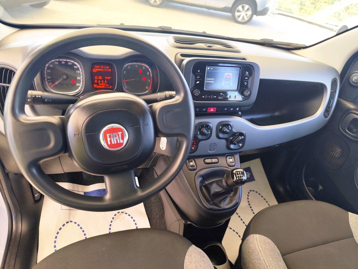 Fiat Panda 1.0 FireFly S&S Hybrid City Cross (12)