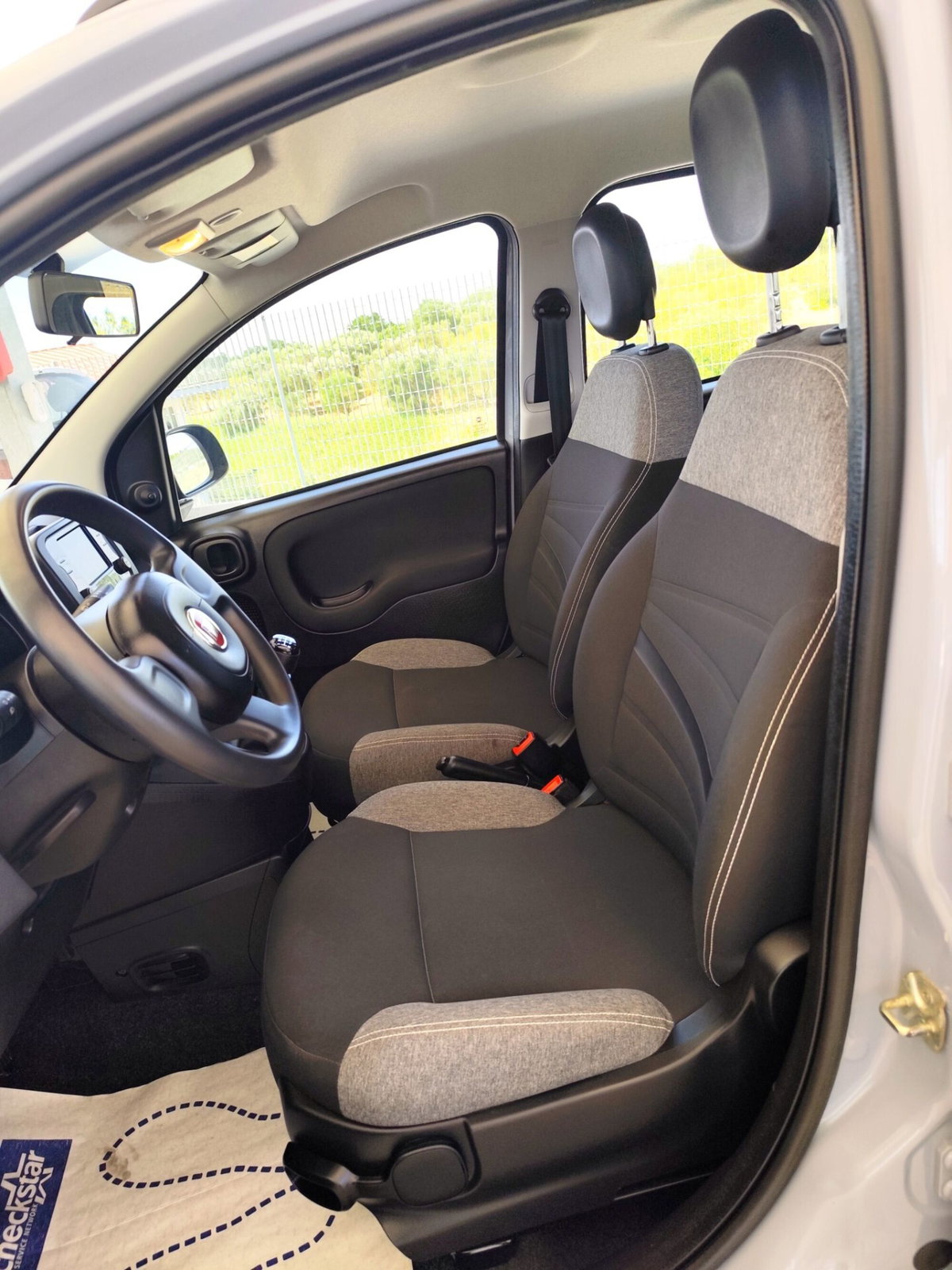 Fiat Panda 1.0 FireFly S&S Hybrid City Cross (14)