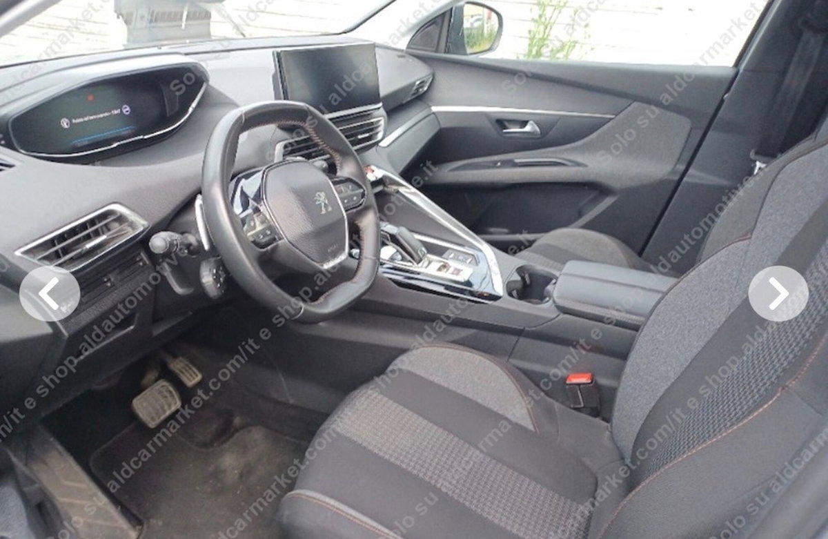 Peugeot 5008 BlueHDi 130 S&S Allure (5)