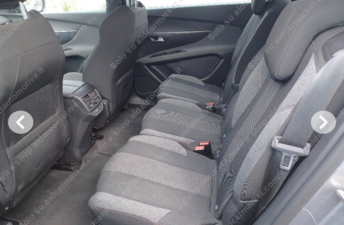 Peugeot 5008 BlueHDi 130 S&S Allure (7)