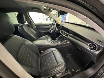 Alfa Romeo Stelvio Stelvio 2.2 Turbodiesel 180 CV AT8 RWD Super (10)