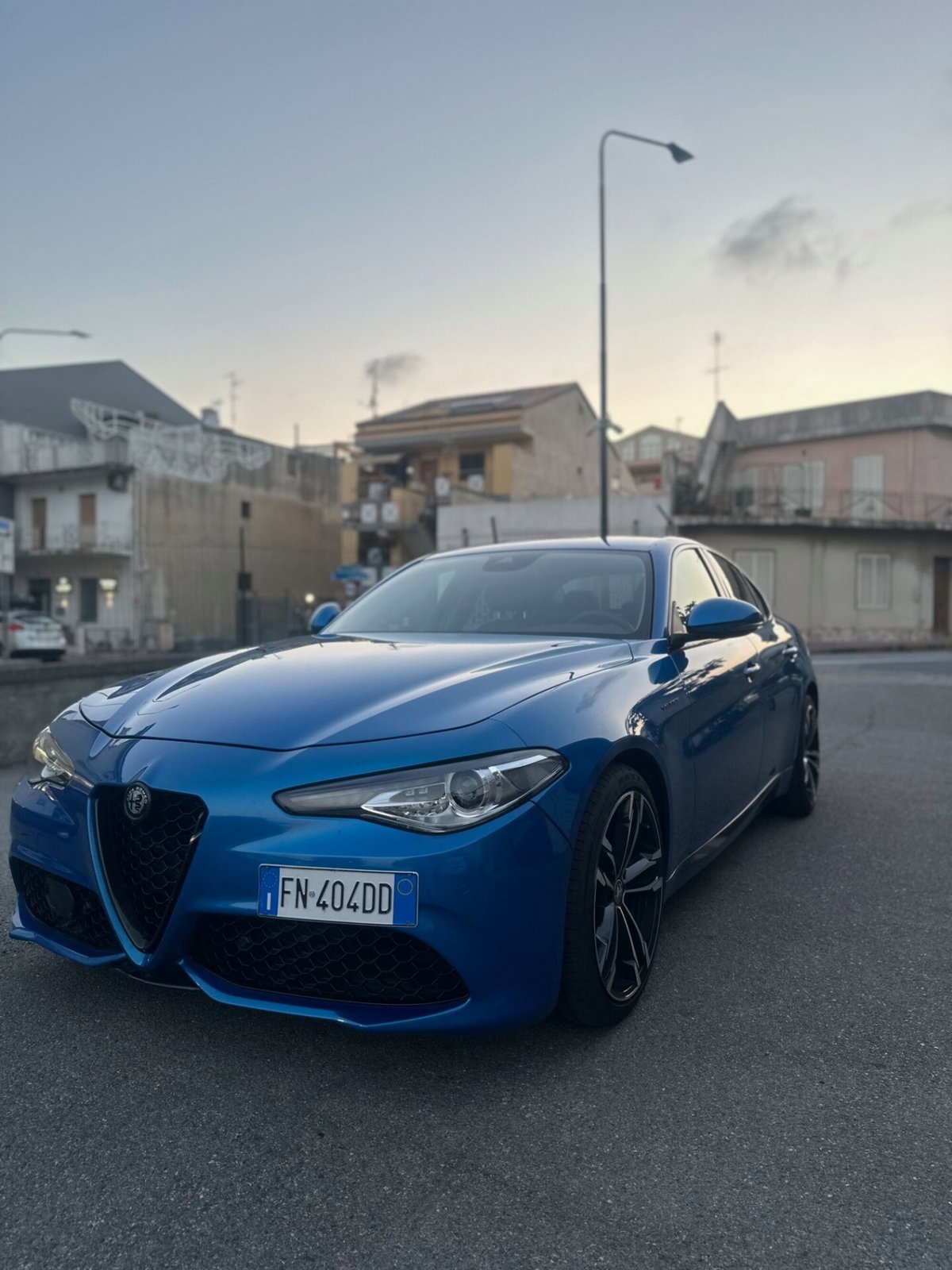 Alfa Romeo Giulia 2.2 Turbodiesel 210 CV AT8 AWD Q4 Veloce (2)