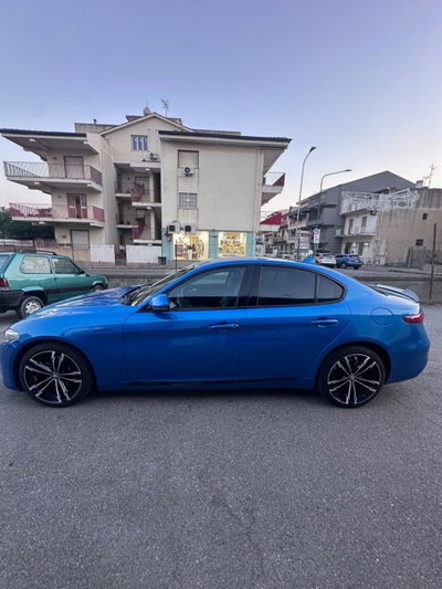 Alfa Romeo Giulia 2.2 Turbodiesel 210 CV AT8 AWD Q4 Veloce (3)