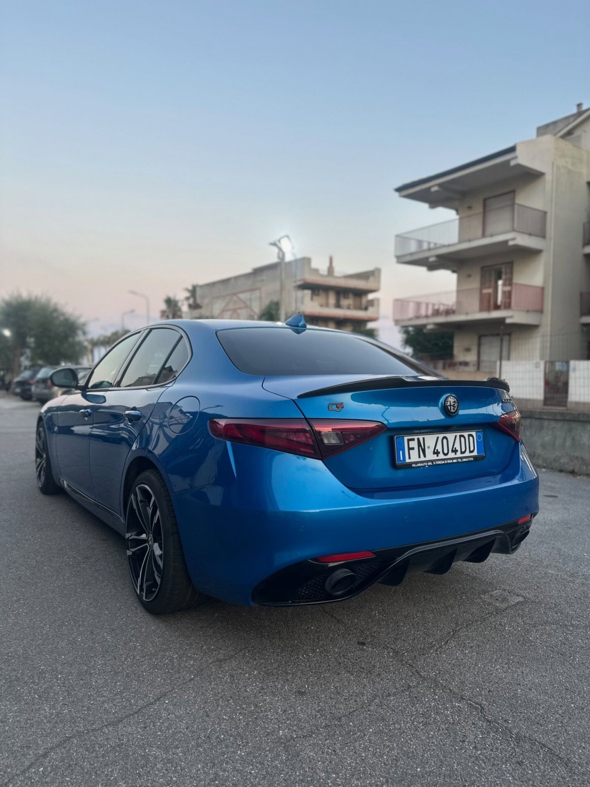 Alfa Romeo Giulia 2.2 Turbodiesel 210 CV AT8 AWD Q4 Veloce (4)