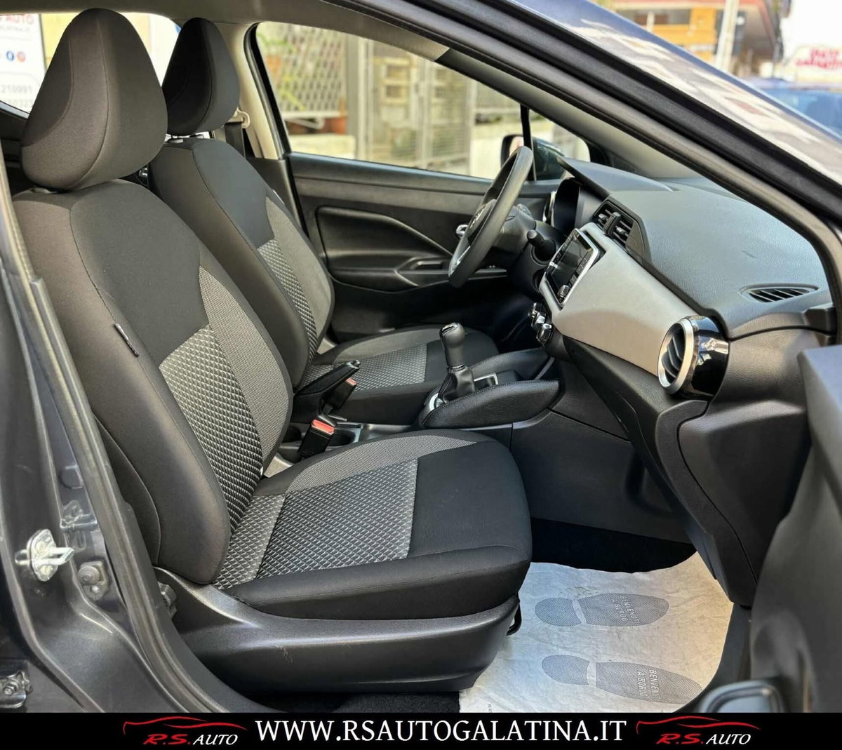 Nissan Micra IG-T 92 Xtronic 5 porte Kiiro (8)