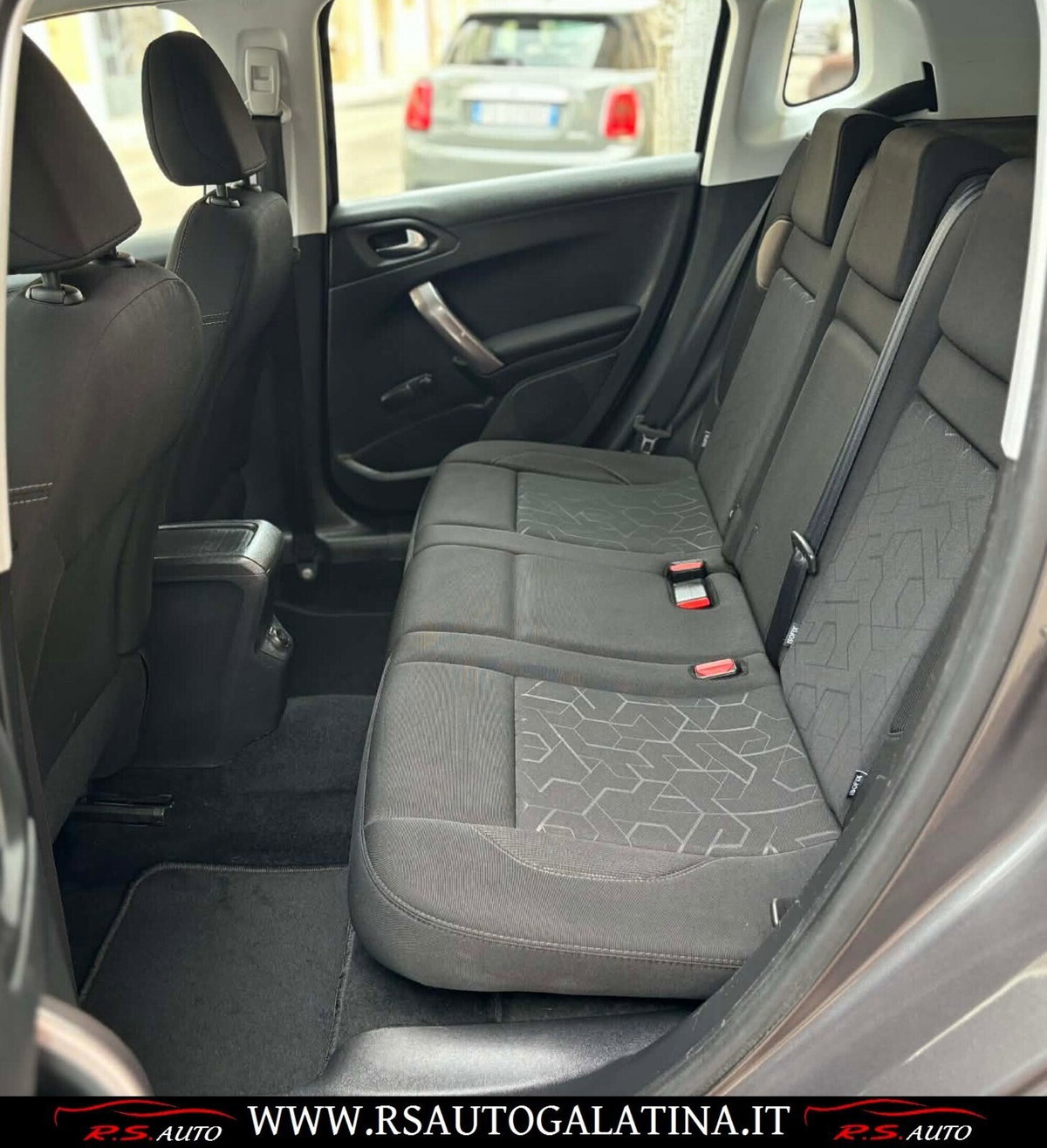 Peugeot 2008 HDi 68CV Access (9)