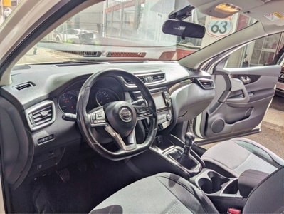 Nissan Qashqai 1.6 dCi DPF Acenta (12)