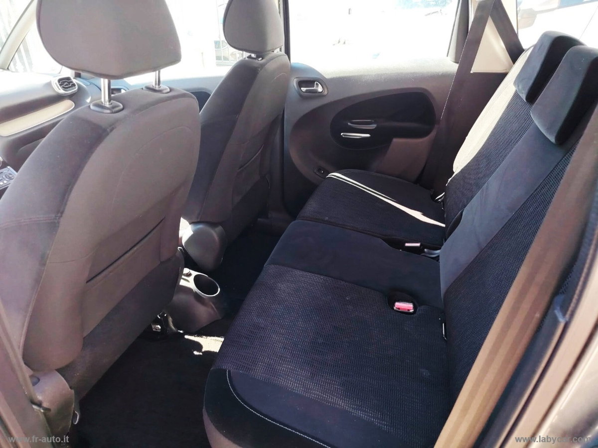 Citroen C3 Picasso 1.6 HDi 90 Exclusive Theatre (11)
