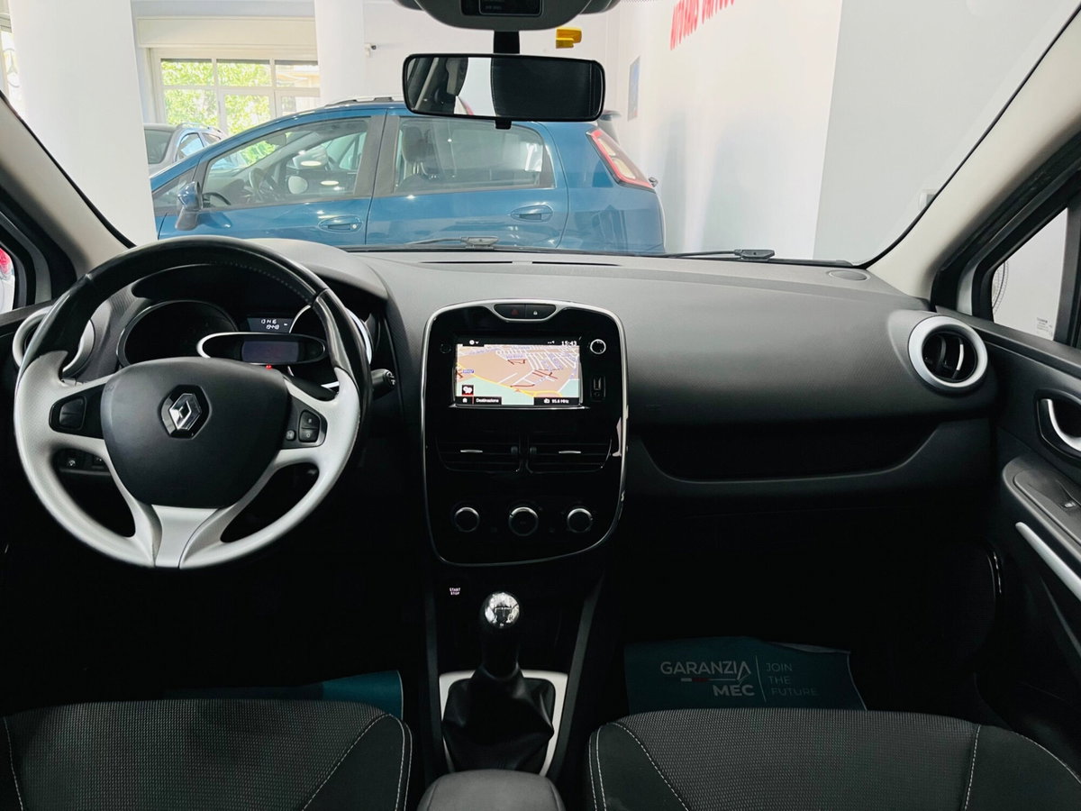 Renault Clio 1.5 dCi 8V 75CV Start&Stop 5 porte Duel (10)