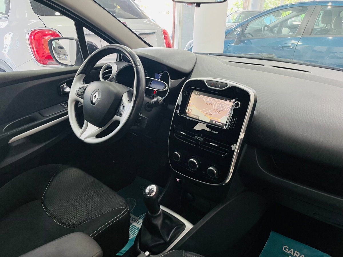 Renault Clio 1.5 dCi 8V 75CV Start&Stop 5 porte Duel (11)