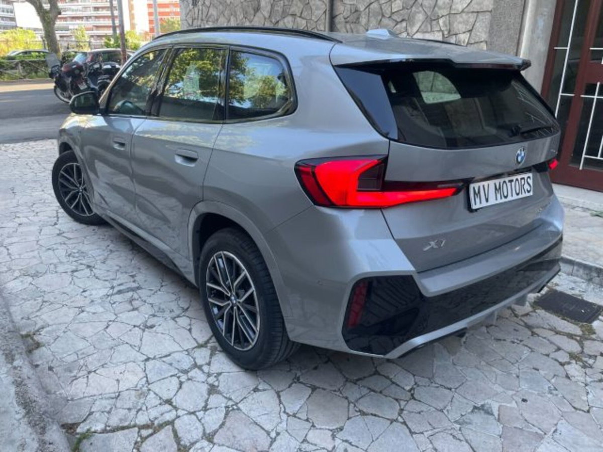 BMW X1 sDrive 18i Msport (7)