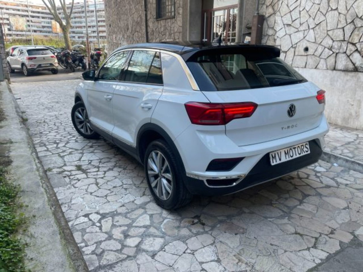 Volkswagen T-Roc 1.5 tsi Style dsg (6)