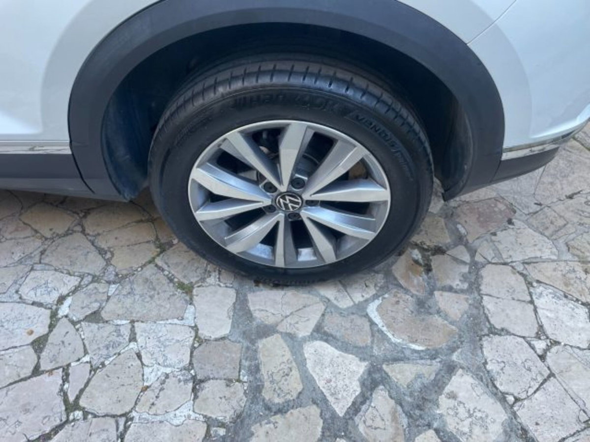 Volkswagen T-Roc 1.5 tsi Style dsg (7)