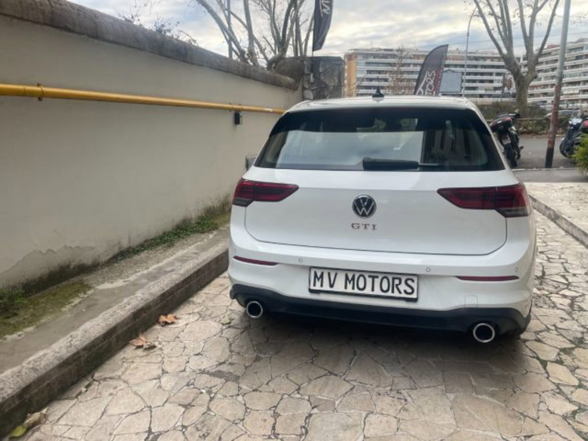 Volkswagen Golf 2.0 TSI GTI DSG (5)