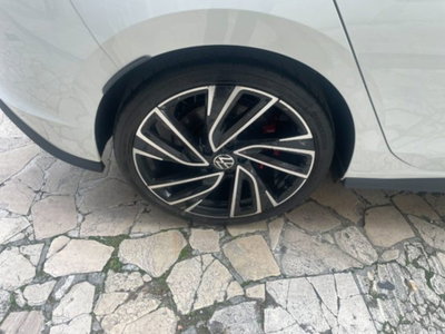Volkswagen Golf 2.0 TSI GTI DSG (7)