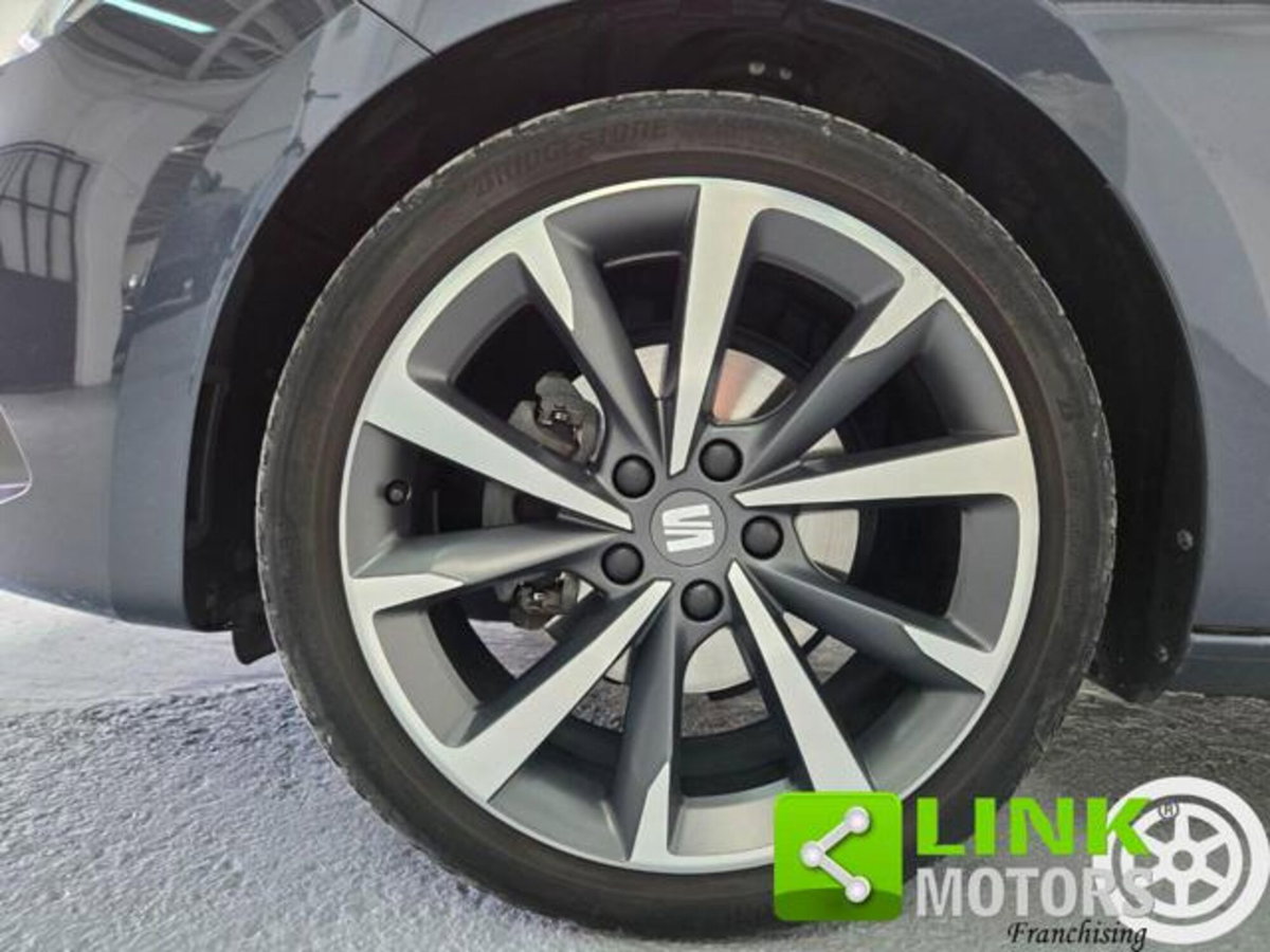 SEAT Leon 1.5 EcoTSI ACT 130 CV 5p. FR (10)