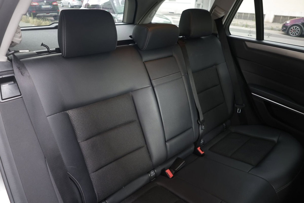 Mercedes-Benz Classe E Station Wagon 250 BlueTEC 4Matic Automatic Premium (12)