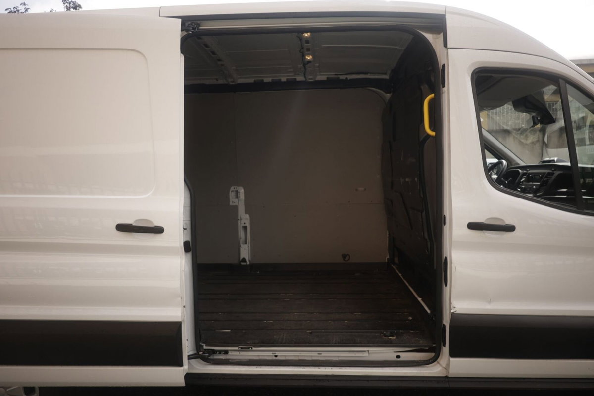 Ford Transit Furgone transit 330 2.0 tdci 130cv trend L2H2 E6.2 (17)