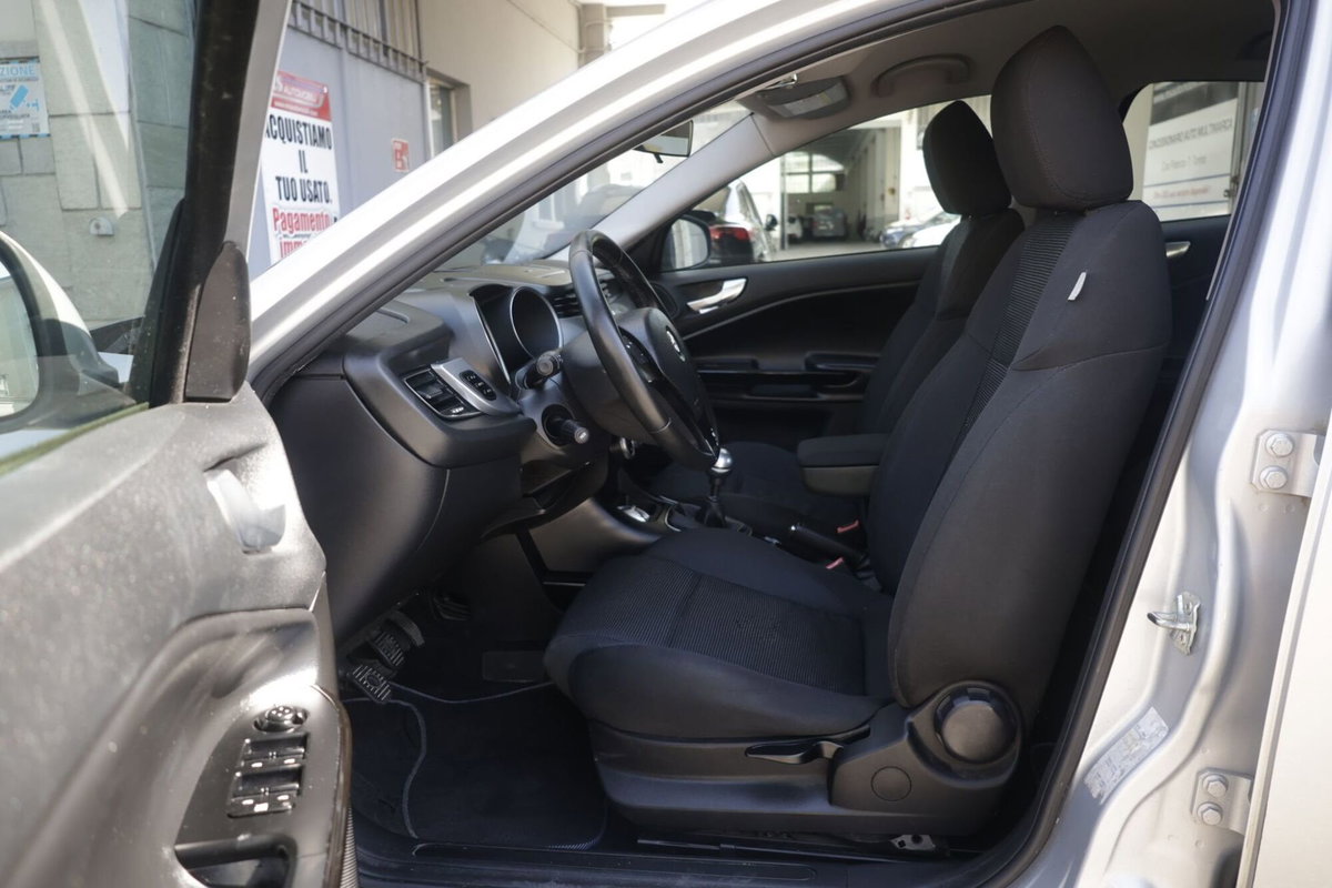 Alfa Romeo Giulietta 1.6 JTDm-2 Exclusive (17)