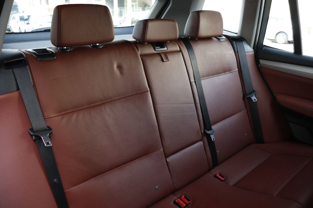 BMW X3 xDrive30dA Futura (14)