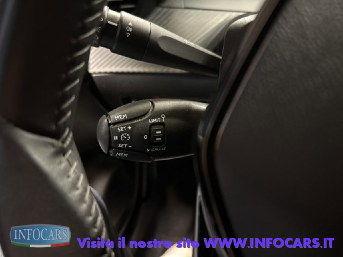 Peugeot 208 1.2 puretech Active s&s 75cv (17)