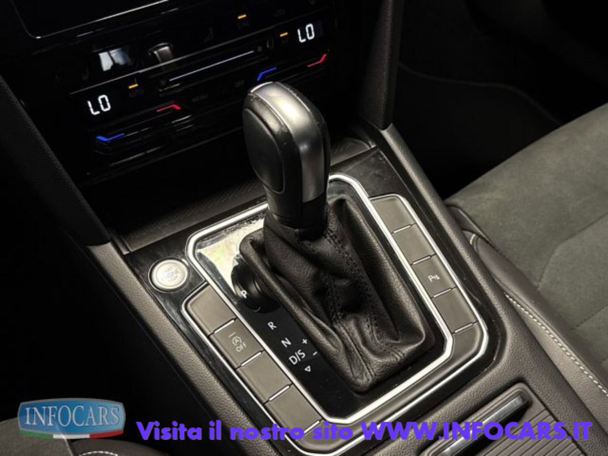 Volkswagen Passat Variant 1.5 TSI ACT DSG Business (19)