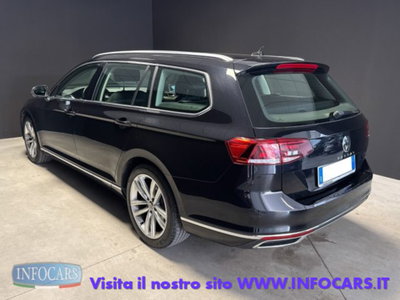 Volkswagen Passat Variant 1.5 TSI ACT DSG Business (2)