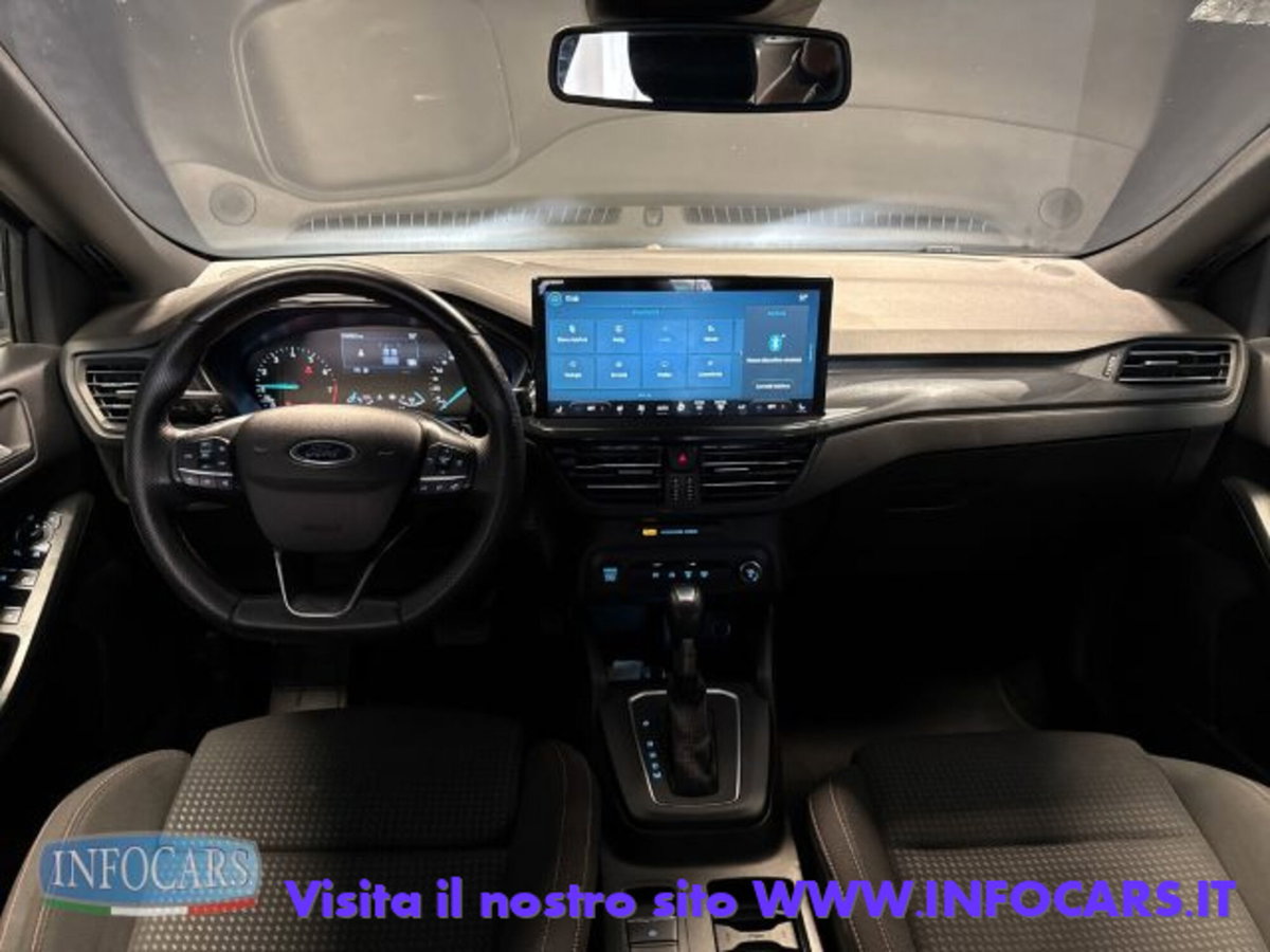 Ford Focus Station Wagon 1.0 EcoBoost Hybrid 155 CV SW ST-Line (11)