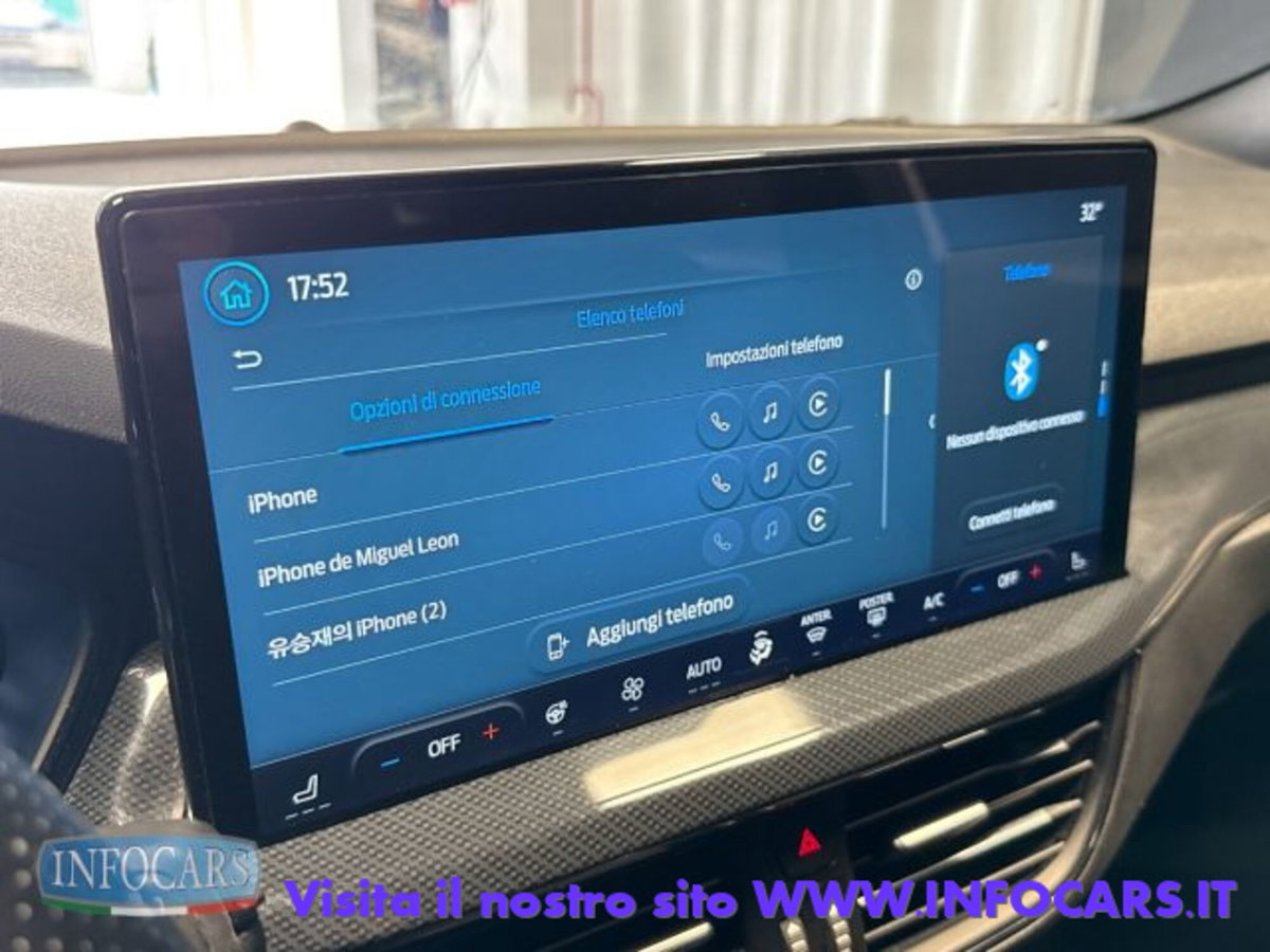 Ford Focus Station Wagon 1.0 EcoBoost Hybrid 155 CV SW ST-Line (17)