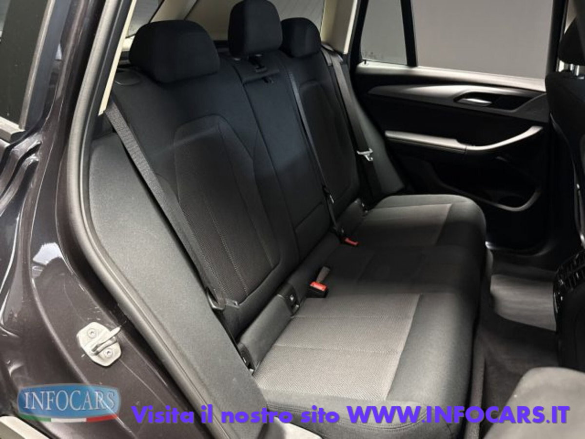 BMW X3 xdrive20d mhev 48V auto (8)
