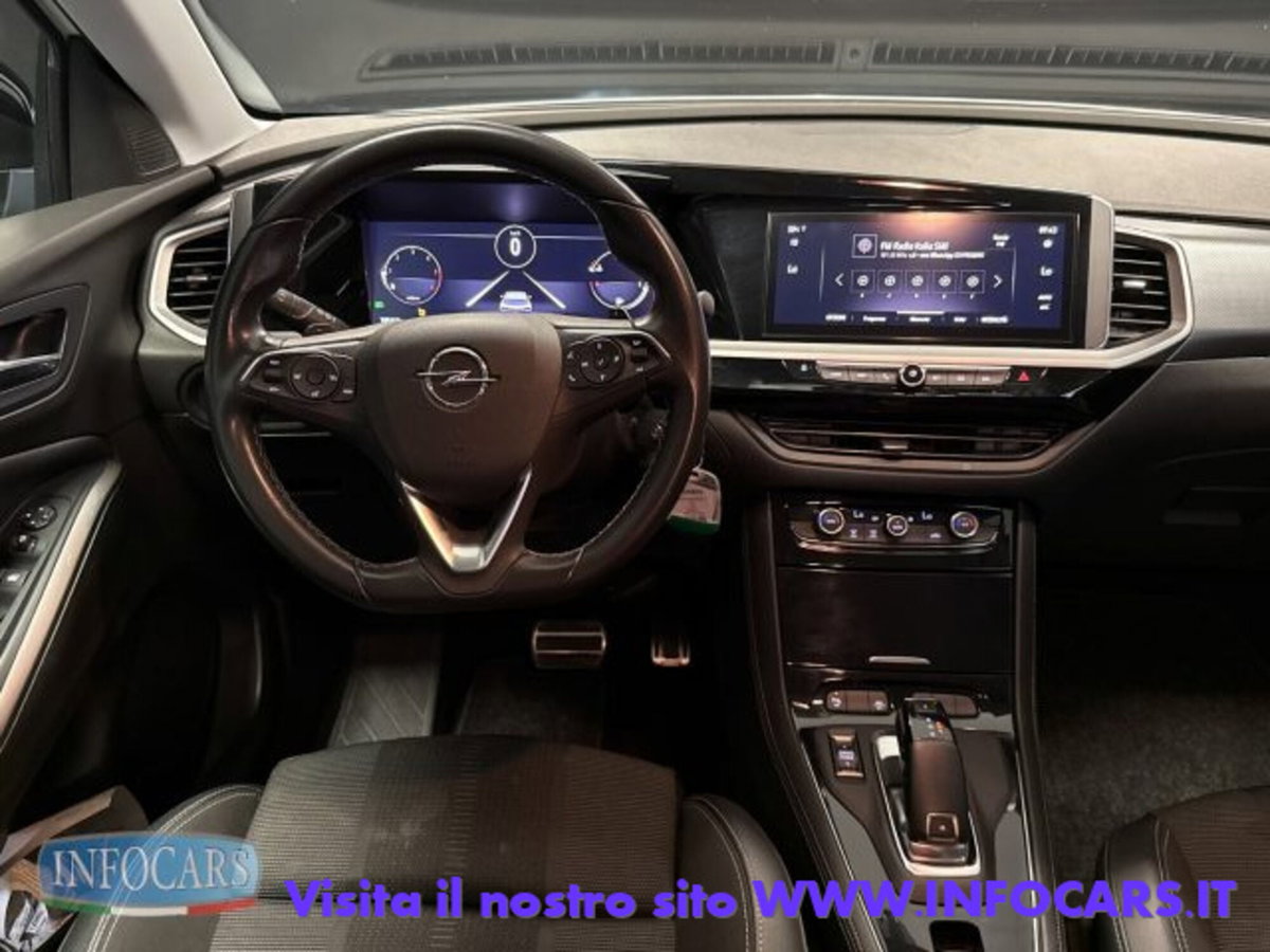 Opel Grandland 1.5 diesel Ecotec aut. Business Elegance (10)