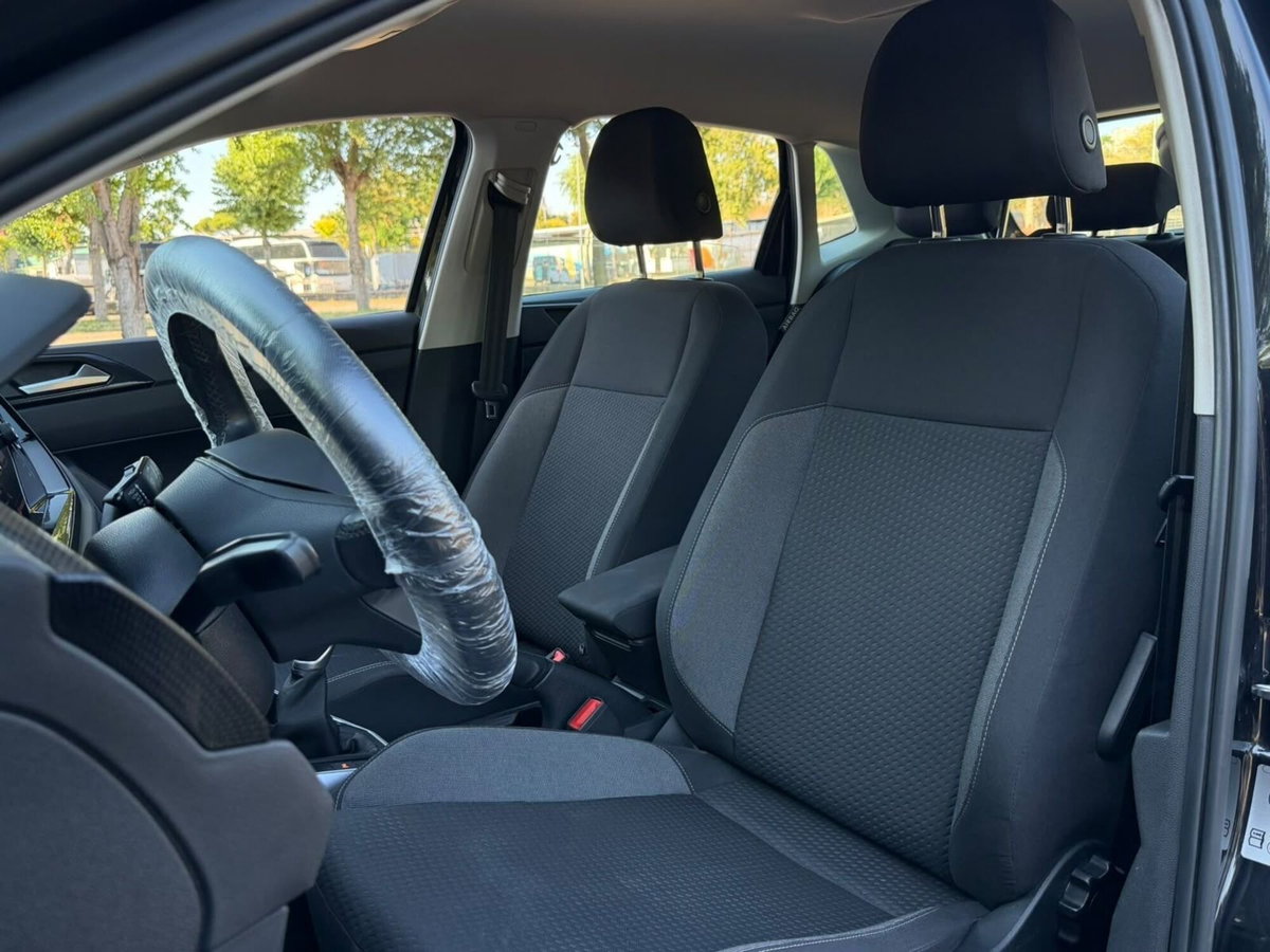 Volkswagen Polo 1.0 tsi Life 95cv (6)