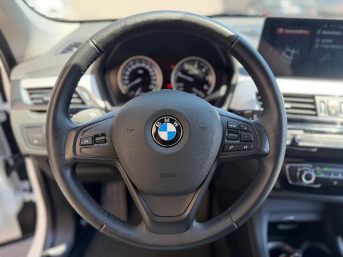 BMW X1 sDrive16d Advantage (14)