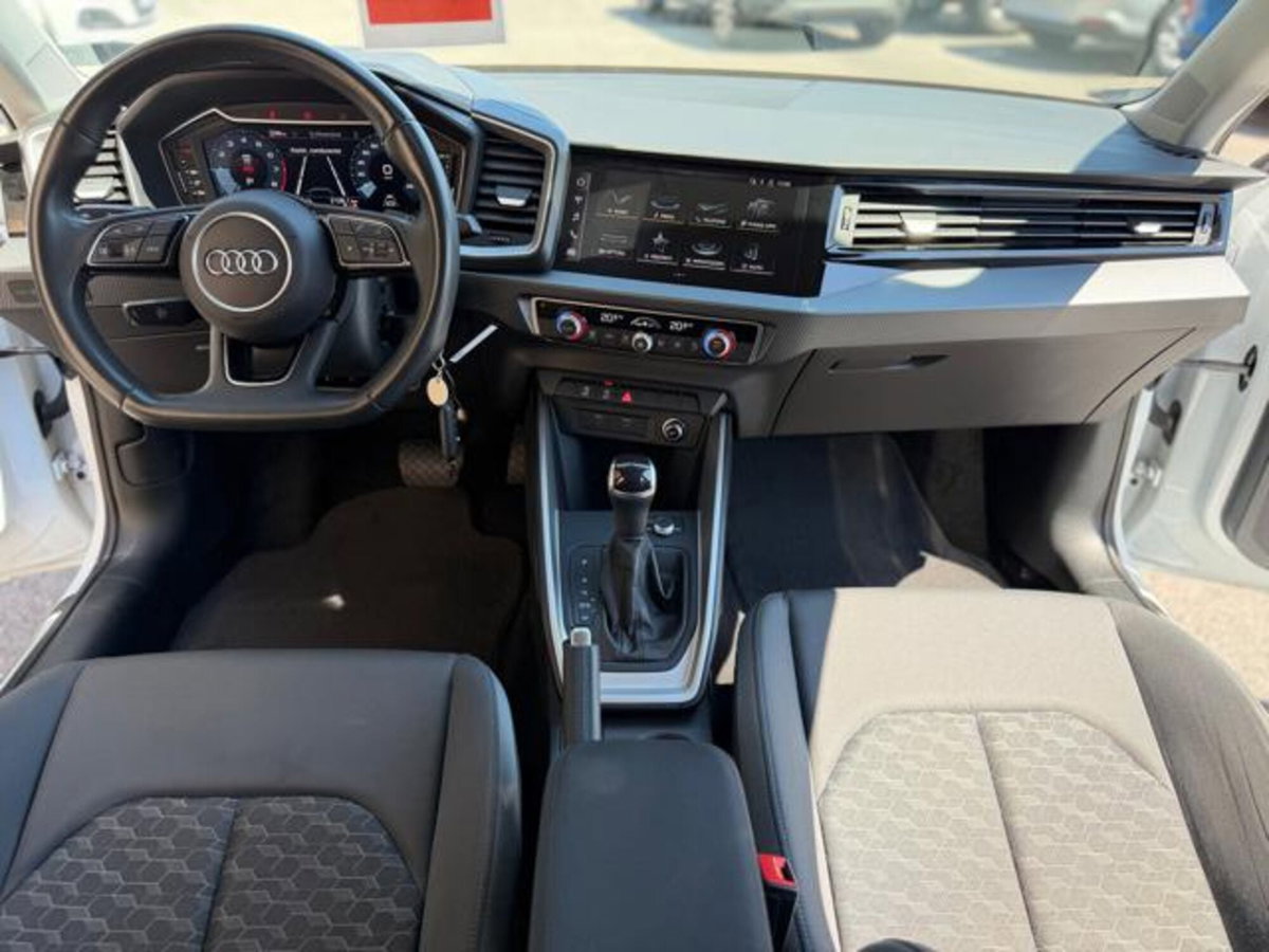 Audi A1 Sportback 35 TFSI S line edition (9)