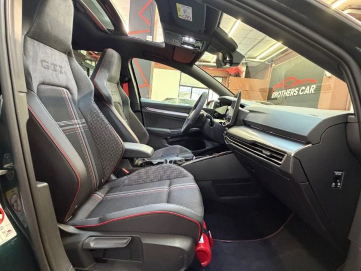 Volkswagen Golf 2.0 tsi GTI Edition 50 325cv dsg (12)
