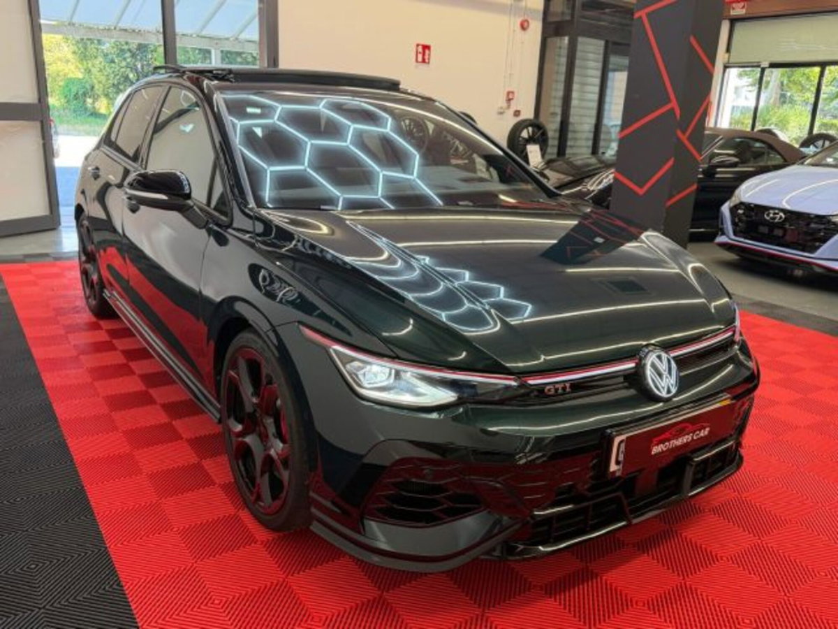 Volkswagen Golf 2.0 tsi GTI Edition 50 325cv dsg (2)