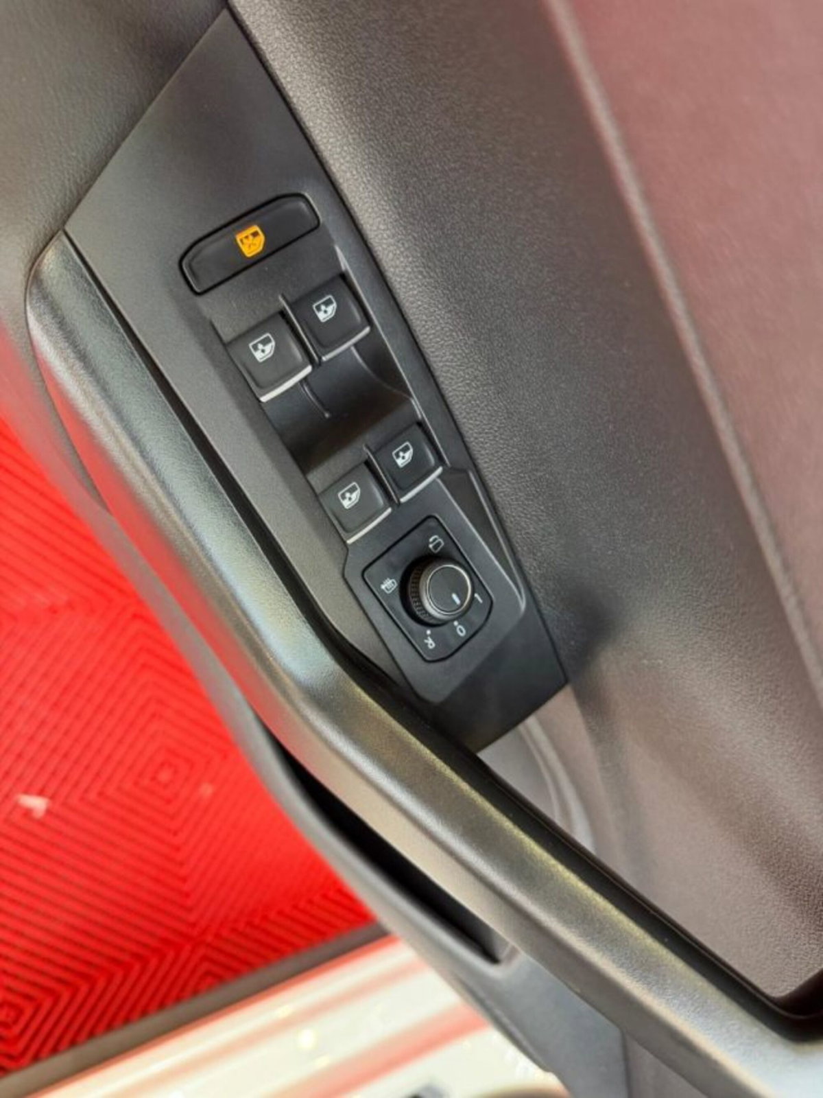 Volkswagen Polo 2.0 tsi GTI dsg (14)