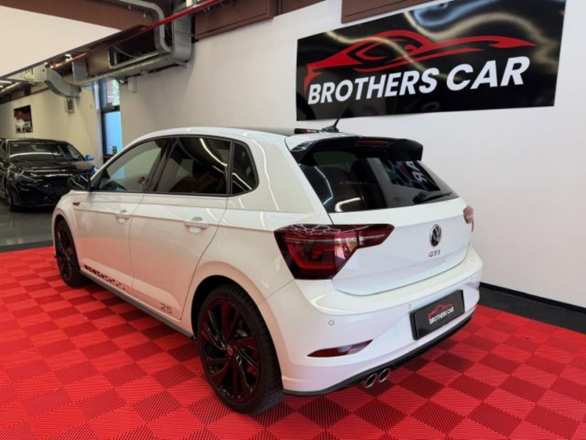 Volkswagen Polo 2.0 tsi GTI dsg (4)