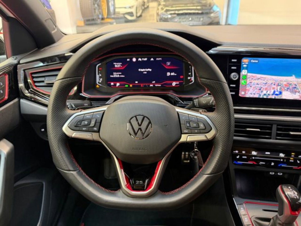 Volkswagen Polo 2.0 tsi GTI dsg (8)
