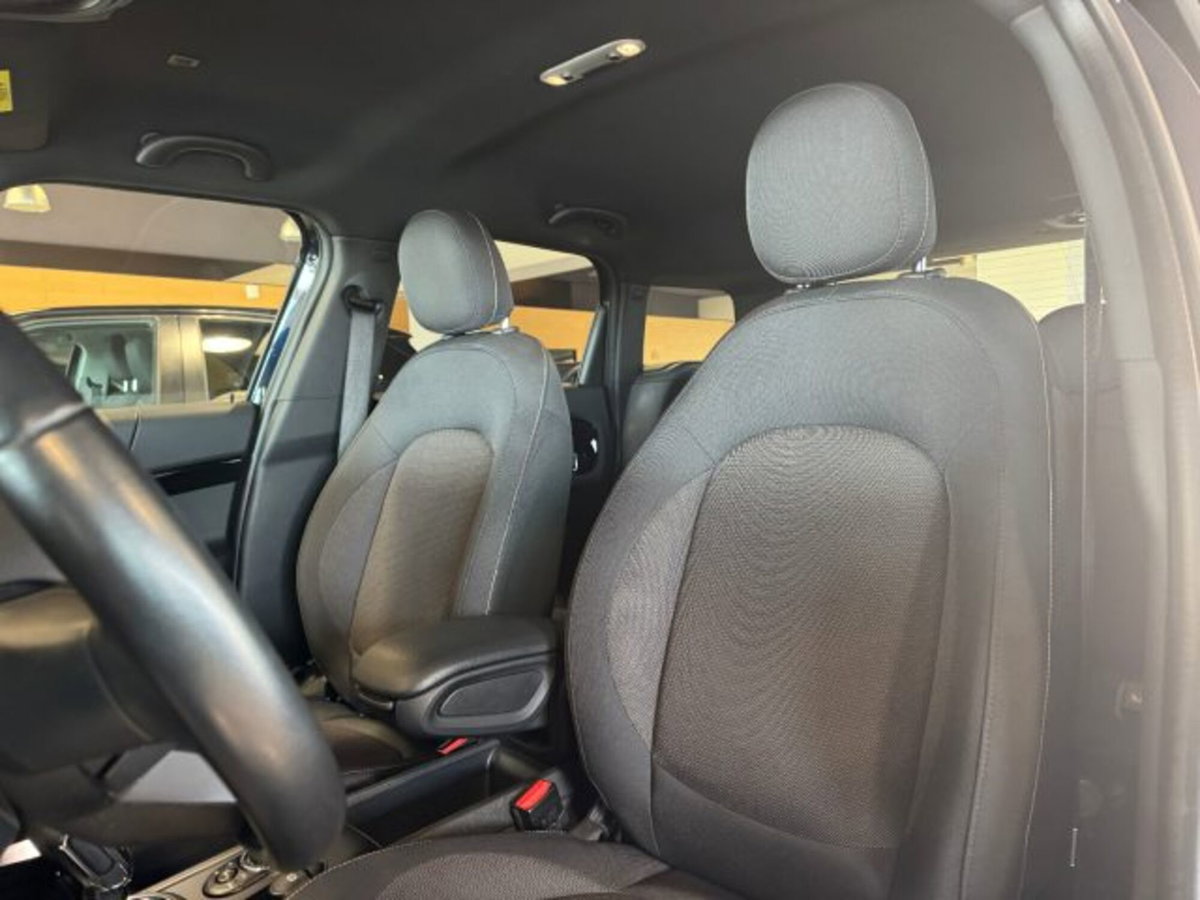MINI Mini Countryman 2.0 Cooper D Classic Countryman (8)