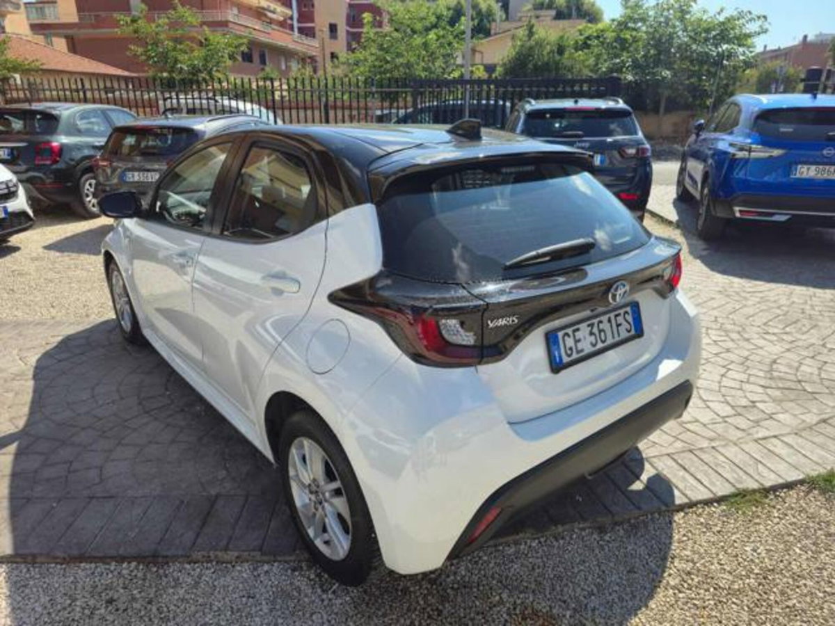 Toyota Yaris Cross 1.5 Hybrid 5p. E-CVT Premiere (5)
