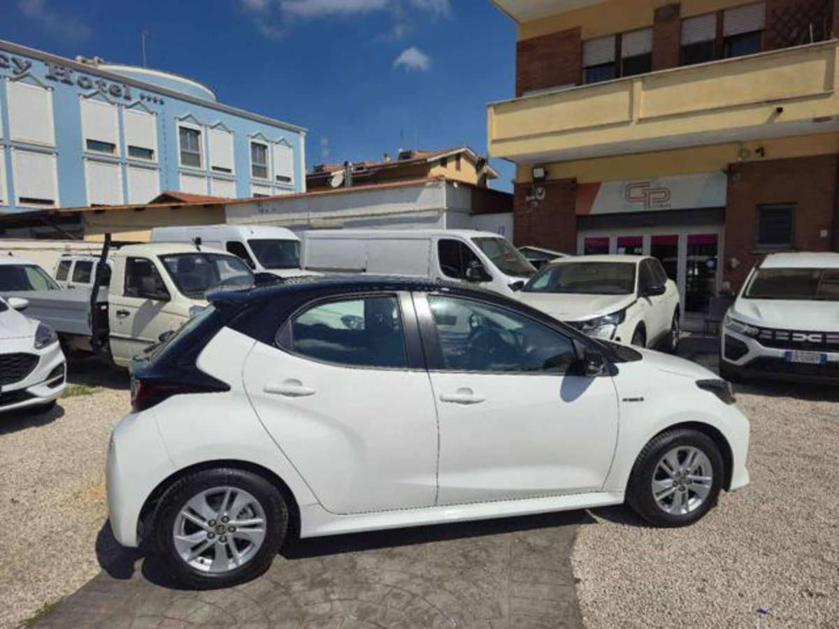 Toyota Yaris Cross 1.5 Hybrid 5p. E-CVT Premiere (8)