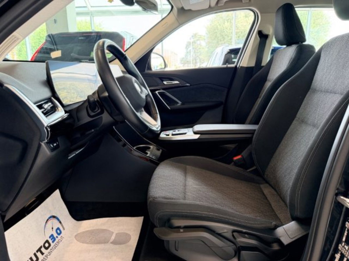 BMW X1 sDrive 18d Msport (8)